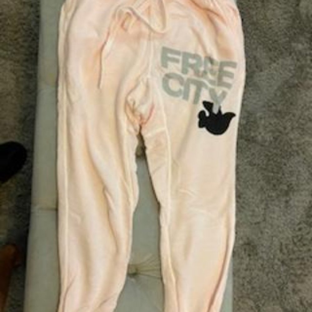 FREECITY Super Fluffy Pocket Sweatpants